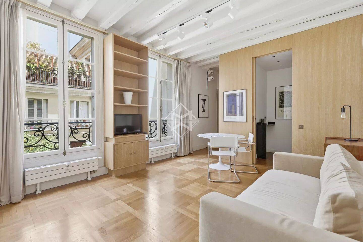 Appartement 1 pièce 29 m² · à Paris 6ème Arrondissement · 28,7 m² · 2 000 €