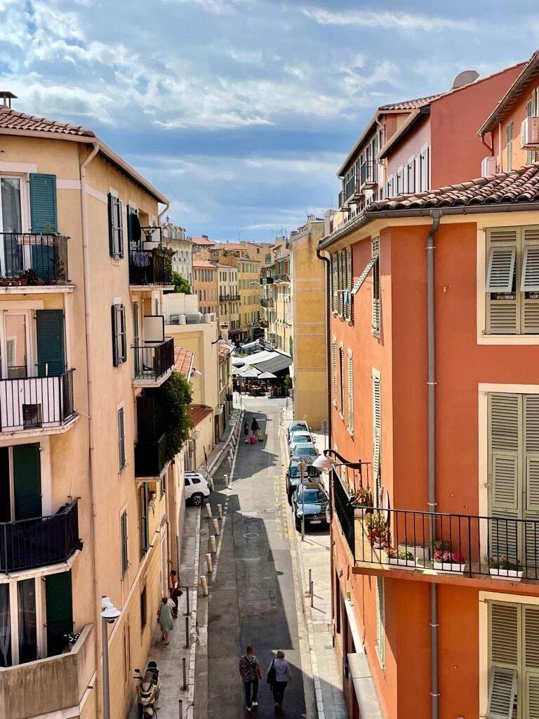 Appartement 3 pièces 54 m² · à Nice · 53,6 m² · 1 214 €/mois