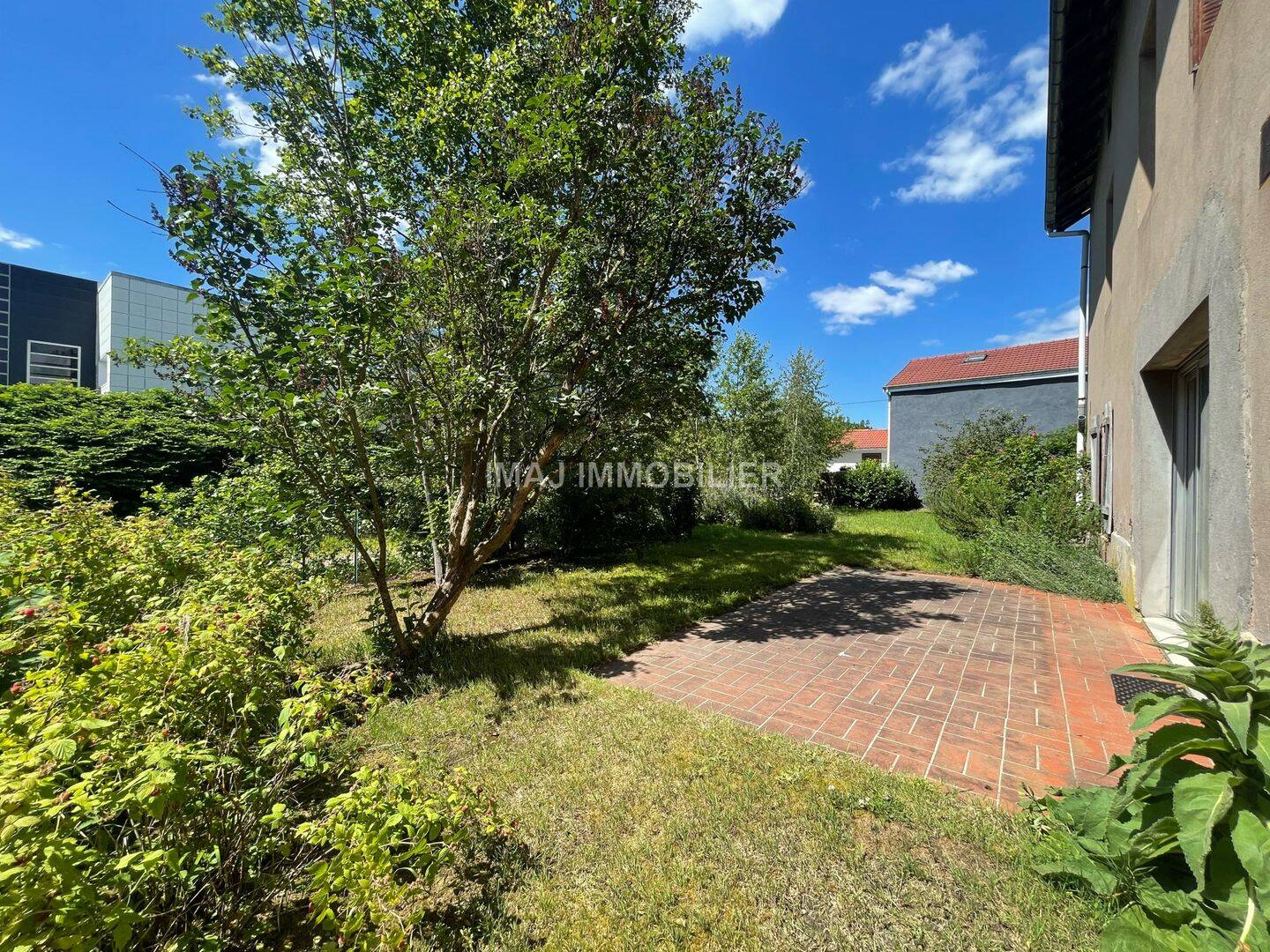 Maison 8 pièces 161 m² · à Docelles · 160,7 m² · 169 900 €