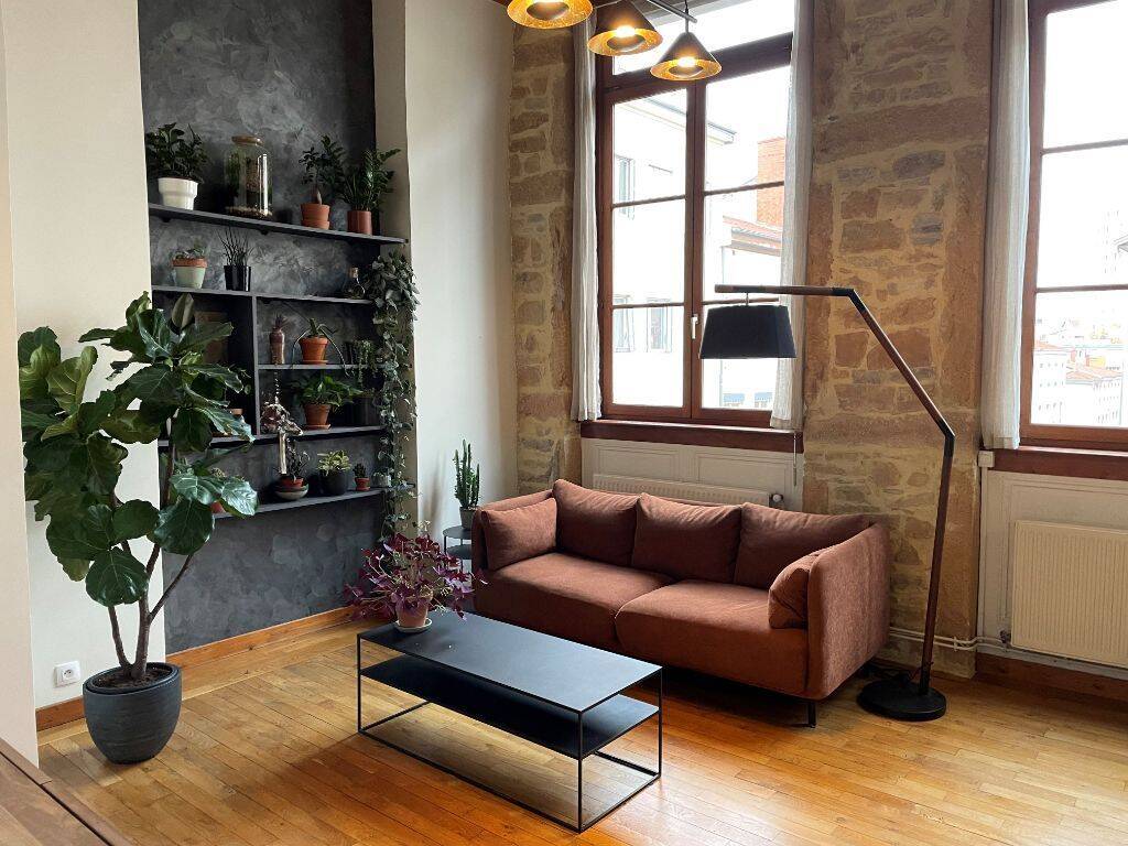 Appartement 2 pièces 68 m² · à Lyon 4ème Arrondissement · 68,3 m² · 1 371 €