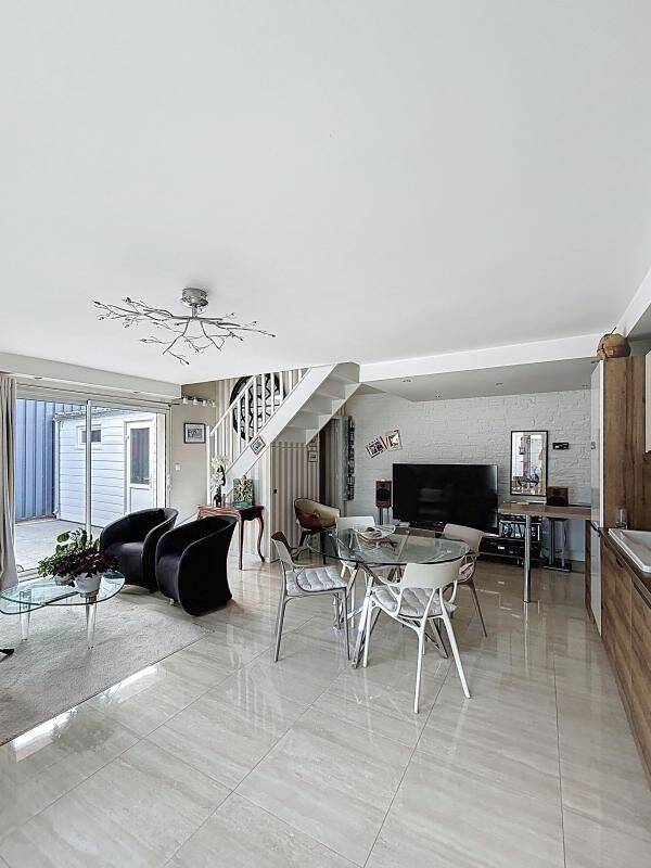 Maison 4 pièces 108 m² · à Tinqueux · 108 m² · 261 000 €