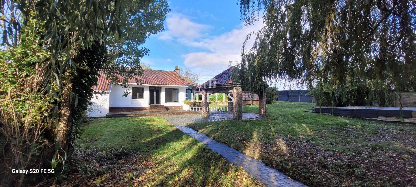 Maison 7 pièces 151 m² · à Neuville-en-Ferrain · 151 m² · 482 000 €