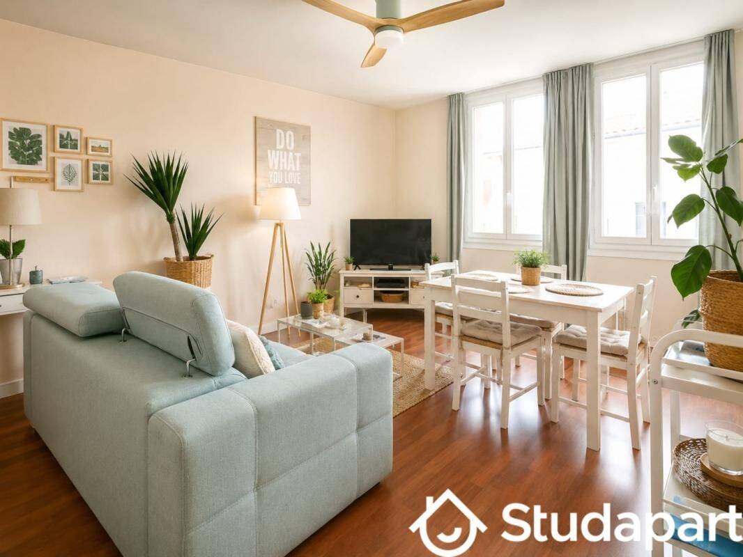 Appartement 2 pièces 55 m² · à Castres · 55 m² · 550 €