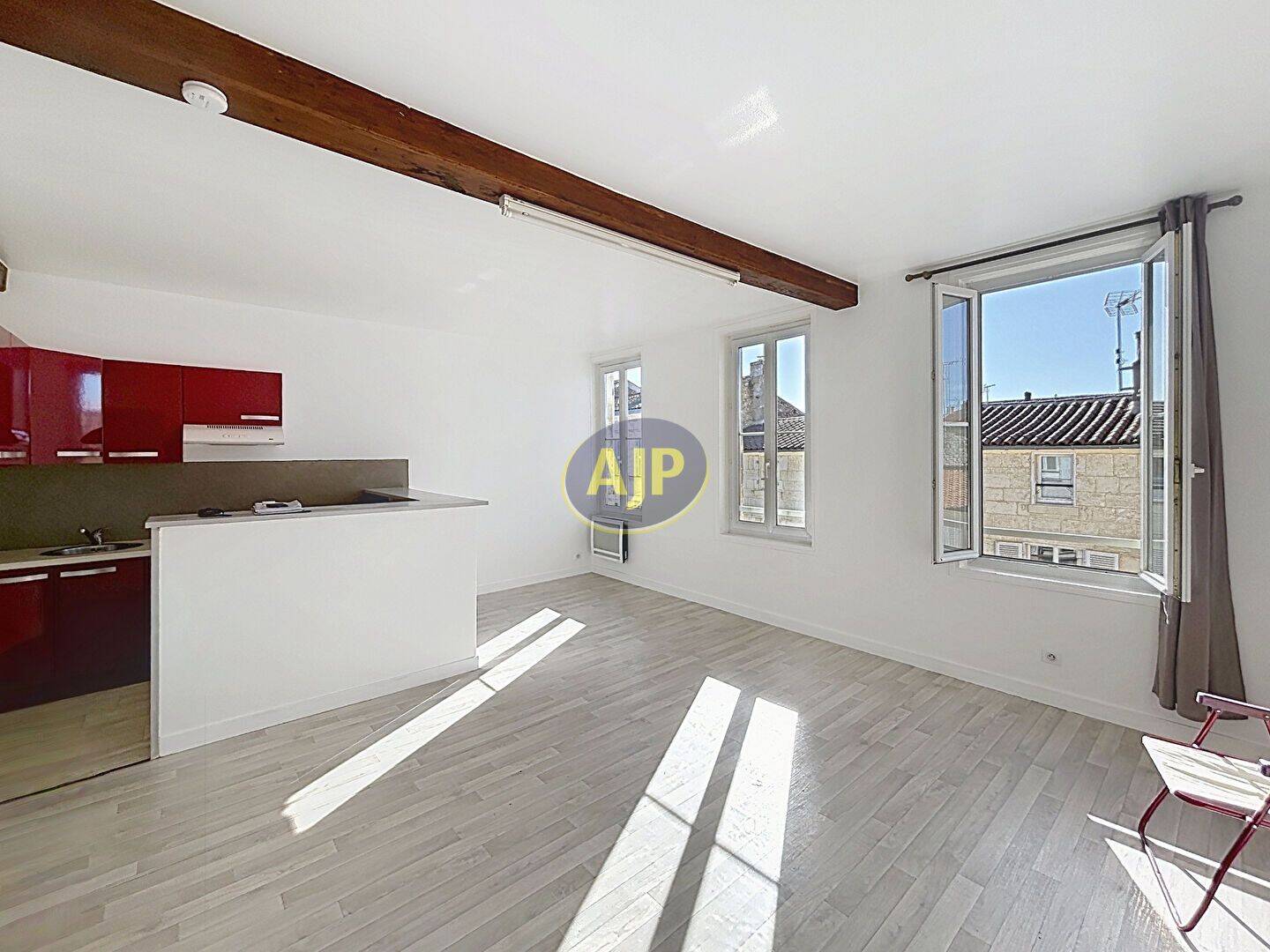 Appartement 2 pièces 45 m² · à Rochefort · 44,9 m² · 615 €/mois