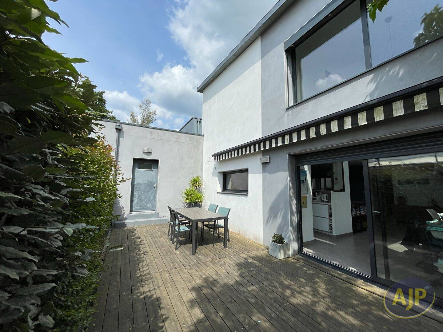 Maison 6 pièces 163 m² · à Saint-Herblain · 163 m² · 1 780 €