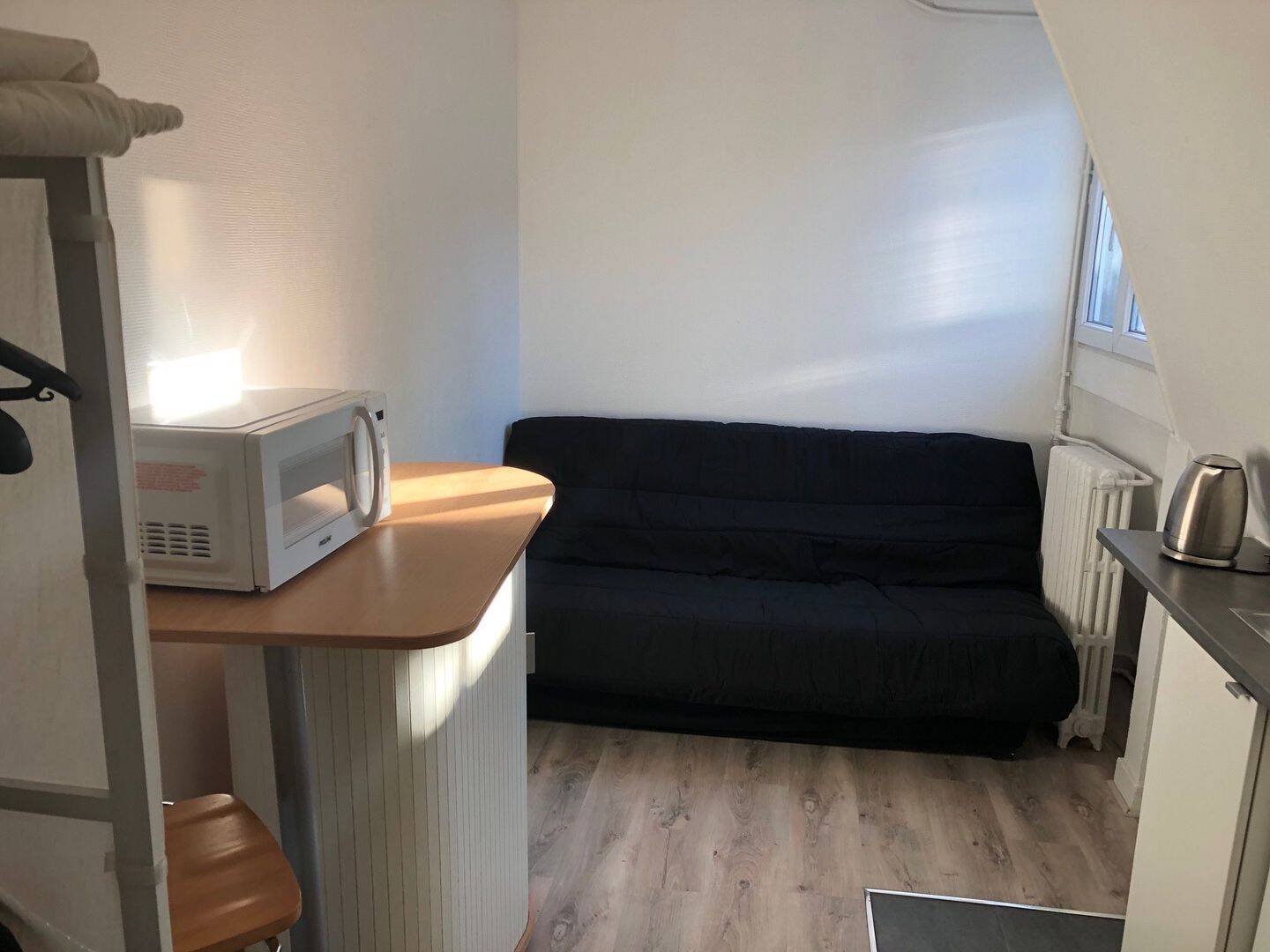 Appartement 1 pièce 9 m² · à Paris 17ème Arrondissement · 9 m² · 675 €