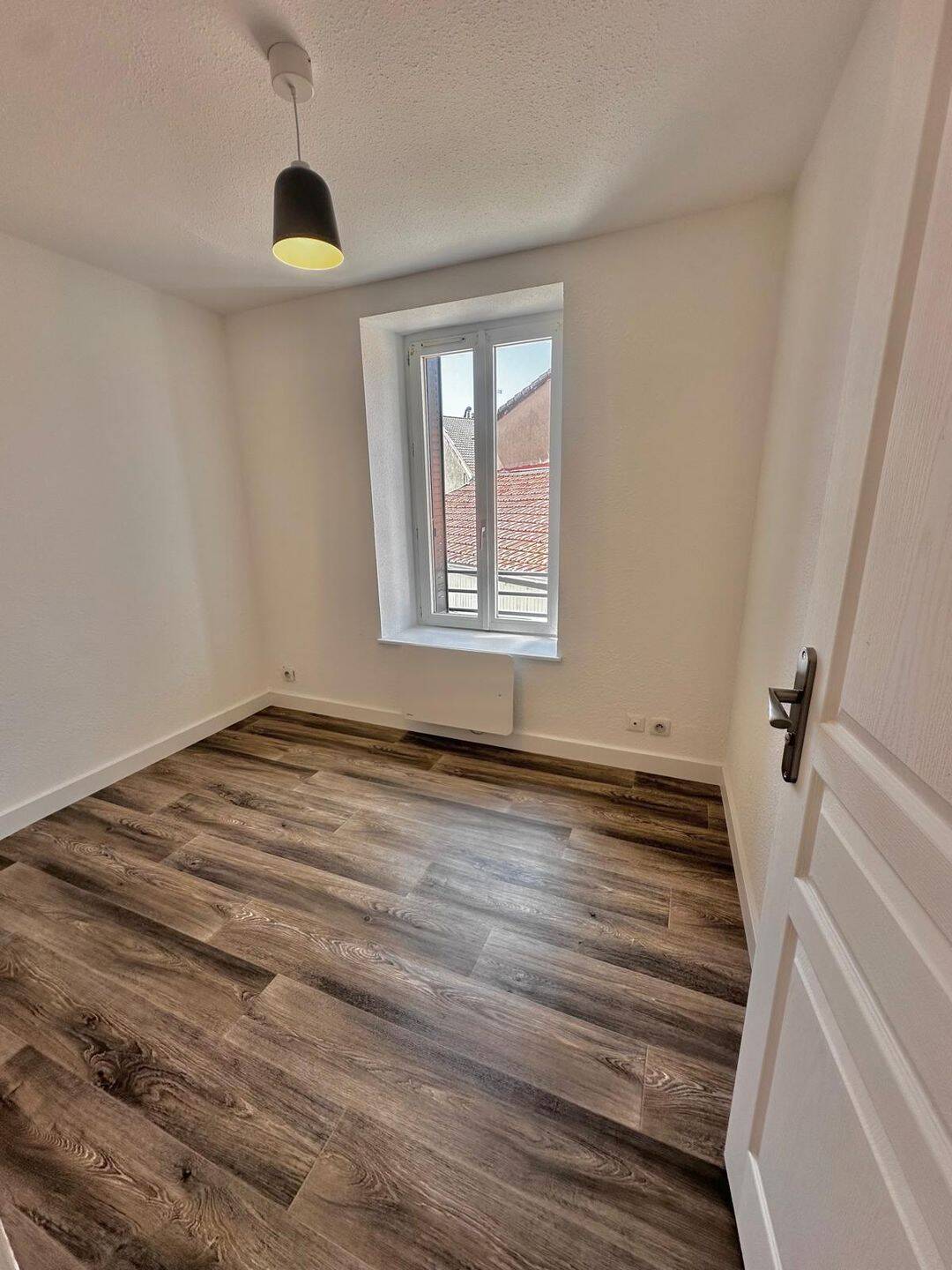 Appartement 3 pièces 42 m² · à Oyonnax · 42 m² · 550 €/mois