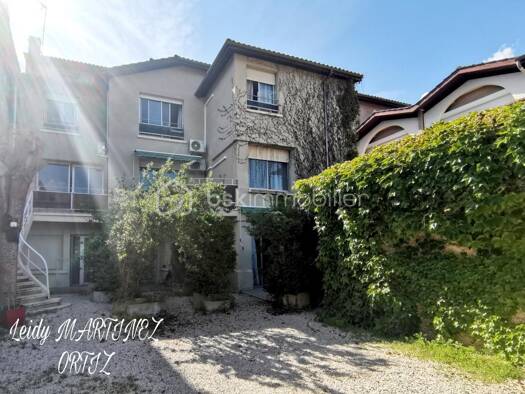 Immeuble à vendre 470 000 € 461 m² Cazaubon 32150