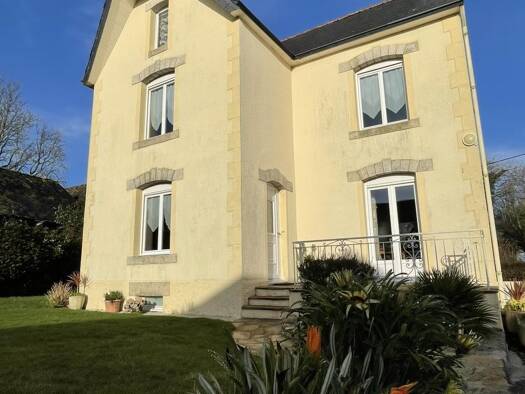 Maison à vendre 229 240 € 5 pièces 4 chambres 91 m² 2 610 m² de terrain Rosporden 29140