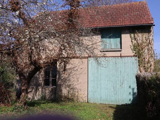 Immeuble à vendre 70 000 € 75 m² Viroy A Amilly 45200