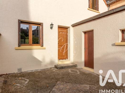 Maison à vendre 336 000 € 6 pièces 3 chambres 135 m² 451 m² de terrain Thoiry 78770