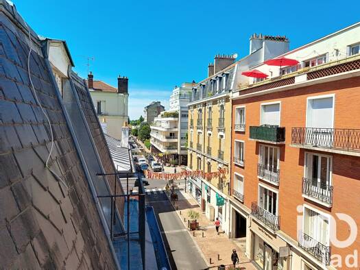 Appartement à vendre 49 000 € 1 pièce 9 m² Étage 3/3 Centre Ville-Commerce Enghien-les-Bains 95880