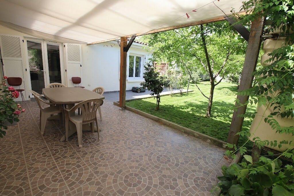 Maison 4 pièces 89 m² · à Carbon-Blanc · 89,2 m² · 288 000 €