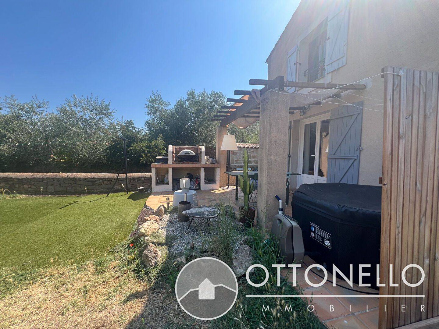 Maison 4 pièces 85 m² · à Roquebrune-sur-Argens · 85 m² · 1 267 €