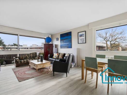 Appartement à vendre 460 000 € 4 pièces 3 chambres 87,5 m² Étage 4/4 Chateau de Vaucresson Vaucresson 92420