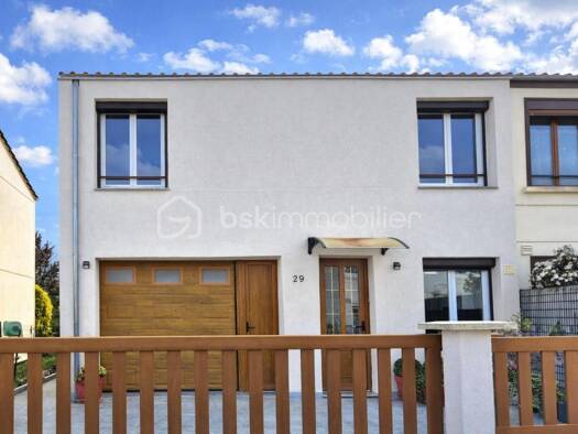 Maison à vendre 260 000 € 6 pièces 3 chambres 107 m² 472 m² de terrain Croix Rouge-Haut de Murigny Reims 51100