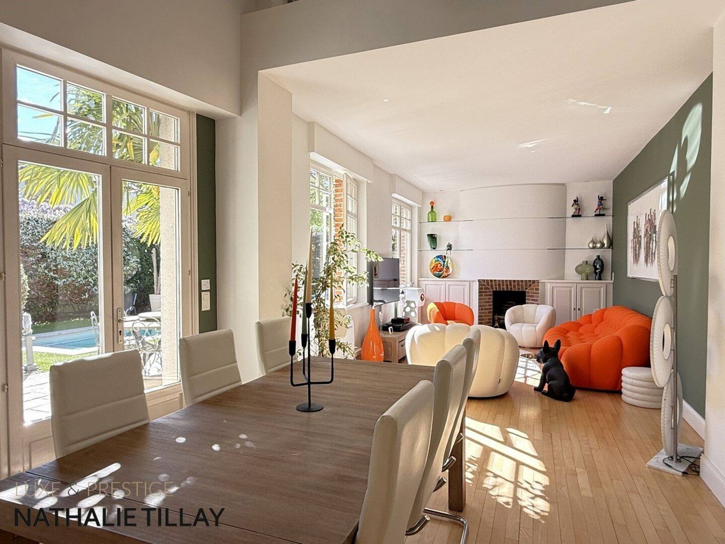 Maison 8 pièces 235 m² · à Orléans · 235 m² · 800 000 €