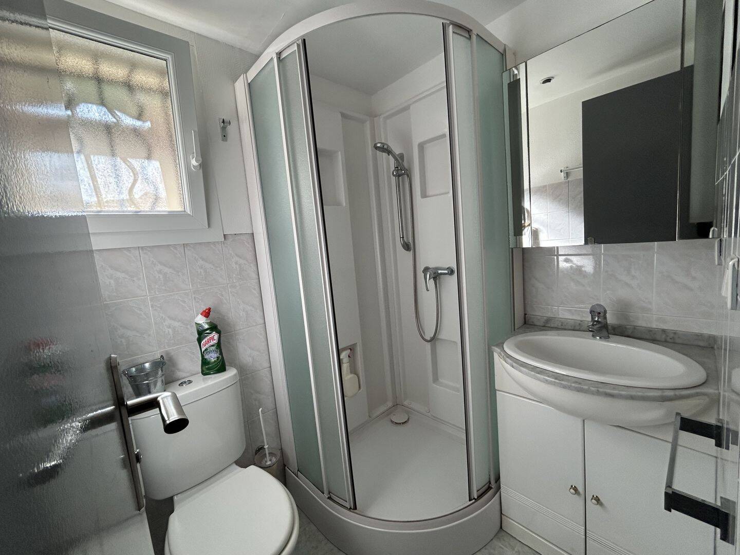Bail étudiant - Maison 3 pièces meublée - corniche des Oliviers — 9