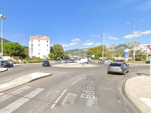 Parking à vendre 194 506 € 144 m² Pont de Suve-Collet de Gipon Toulon 83100