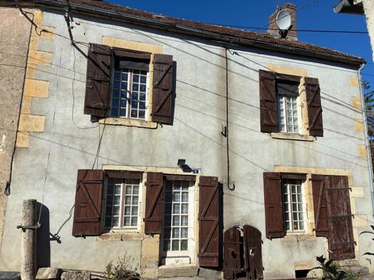 Maison à vendre 25 000 € 3 pièces 2 chambres 95 m² 130 m² de terrain Brinon-sur-Beuvron 58420