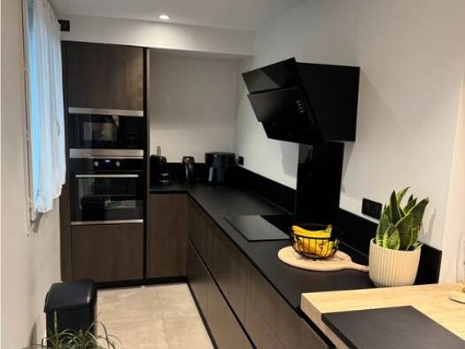 Appartement à vendre 172 000 € 4 pièces 2 chambres 59,4 m² Étage 5/7 Saint-Martin-d'Hères 38400