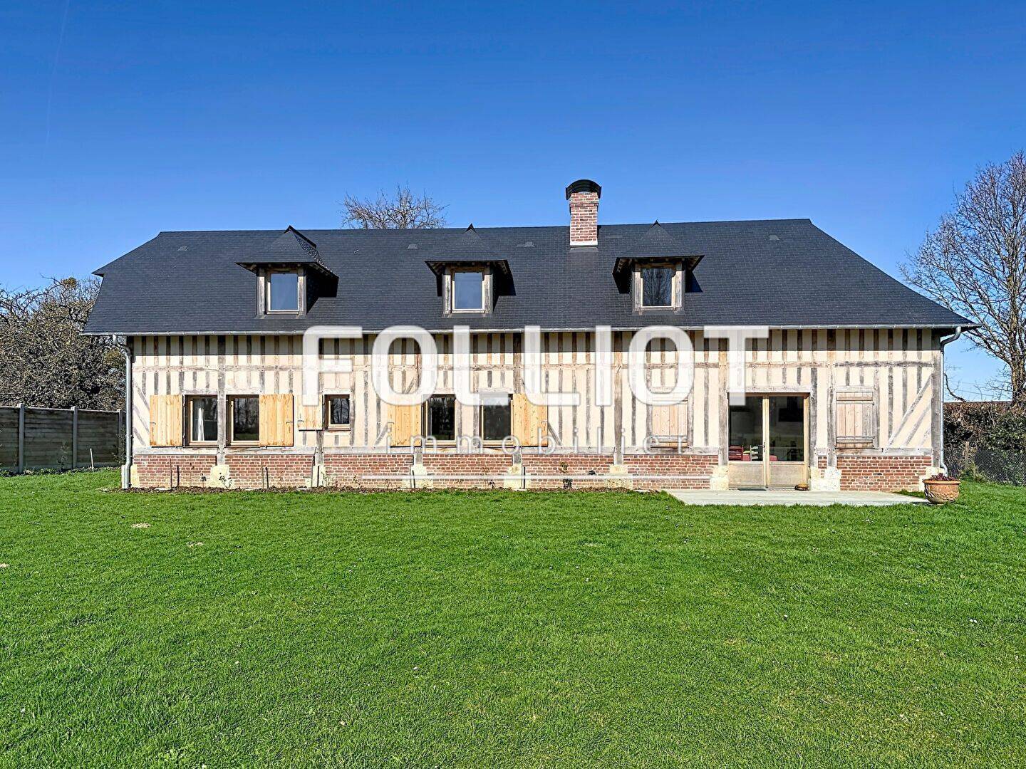 Maison 5 pièces 130 m² · à Épaignes · 130 m² · 578 000 €