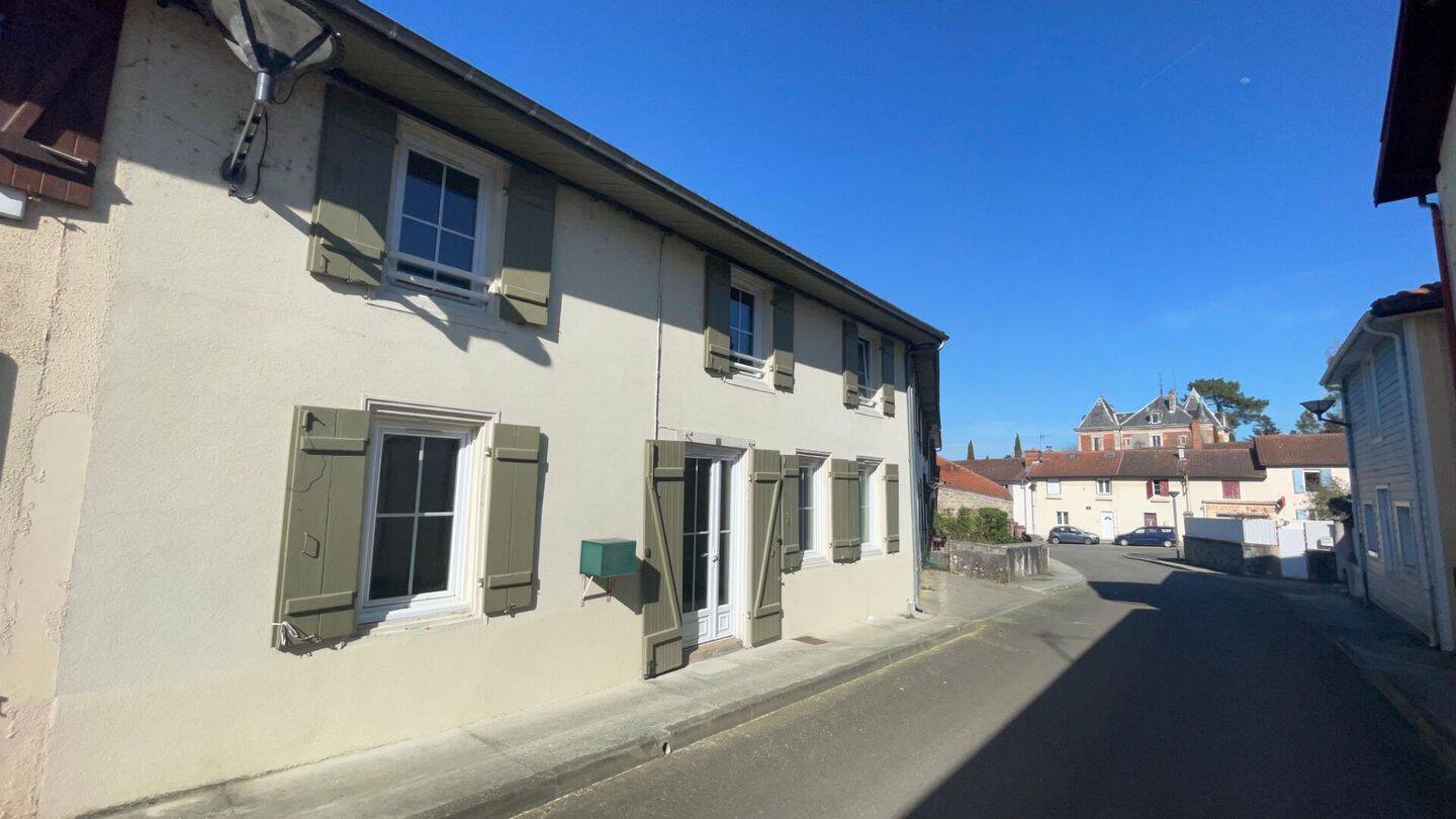 Maison 4 pièces 140 m² · à Castets · 140 m² · 215 000 €