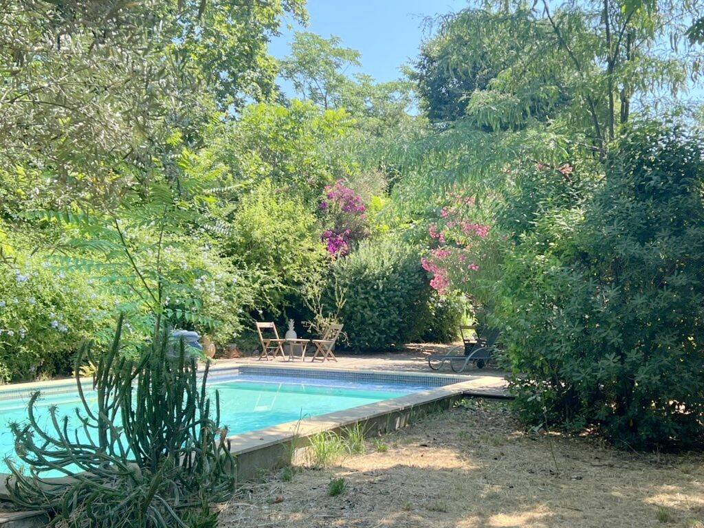 Maison 13 pièces 338 m² · à La Valette-du-Var · 337,6 m² · 990 000 €