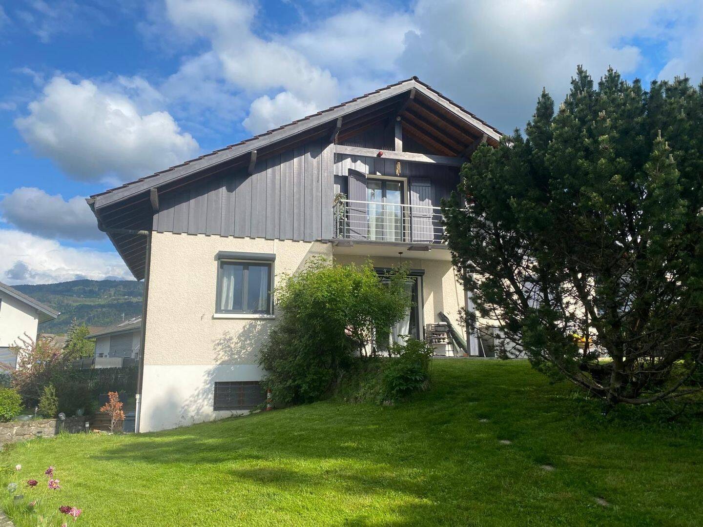 Maison 6 pièces 140 m² · à Bons-en-Chablais · 140 m² · 639 000 €