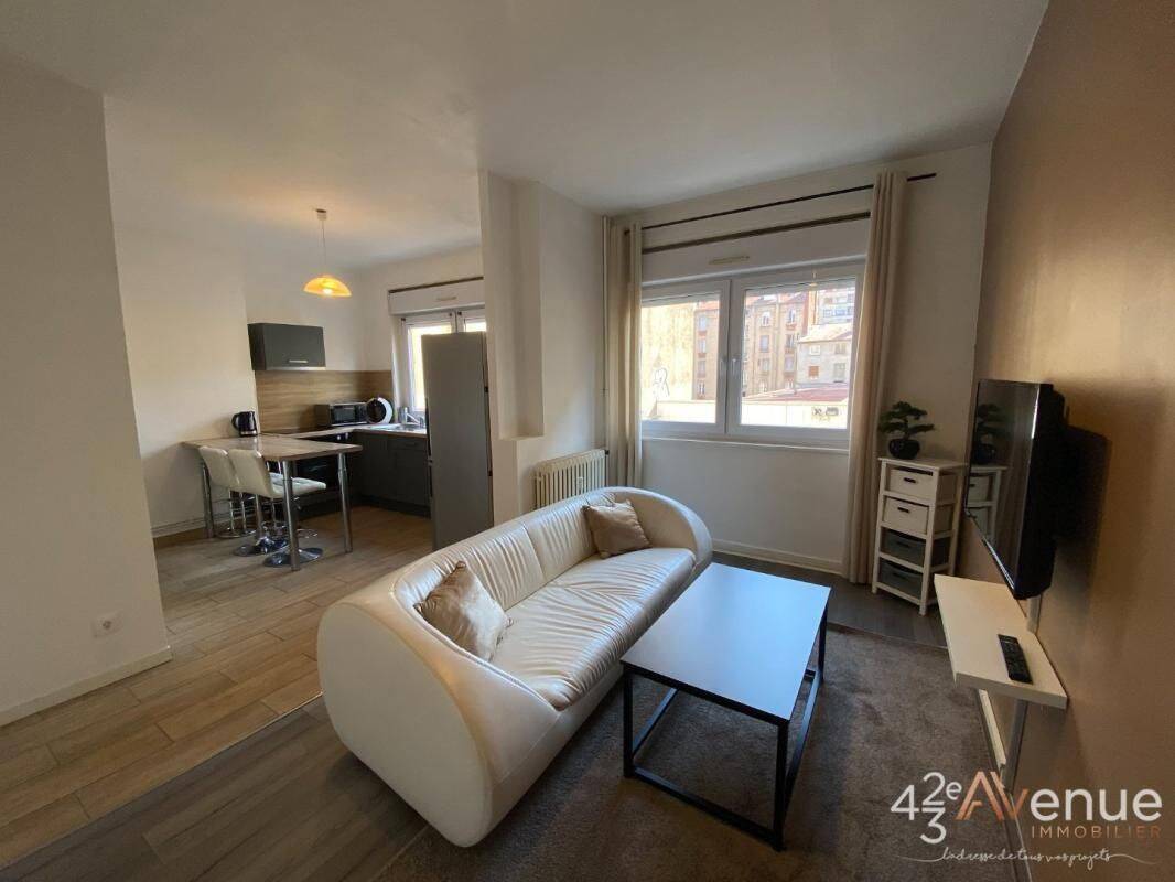 Appartement 2 pièces 45 m² · à Saint-Étienne · 45 m² · 625 €
