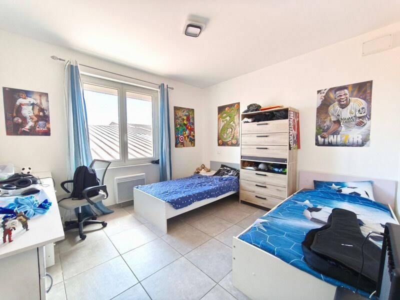 Maison 6 pièces 148 m² · à Aire-sur-l'Adour · 148 m² · 371 000 €