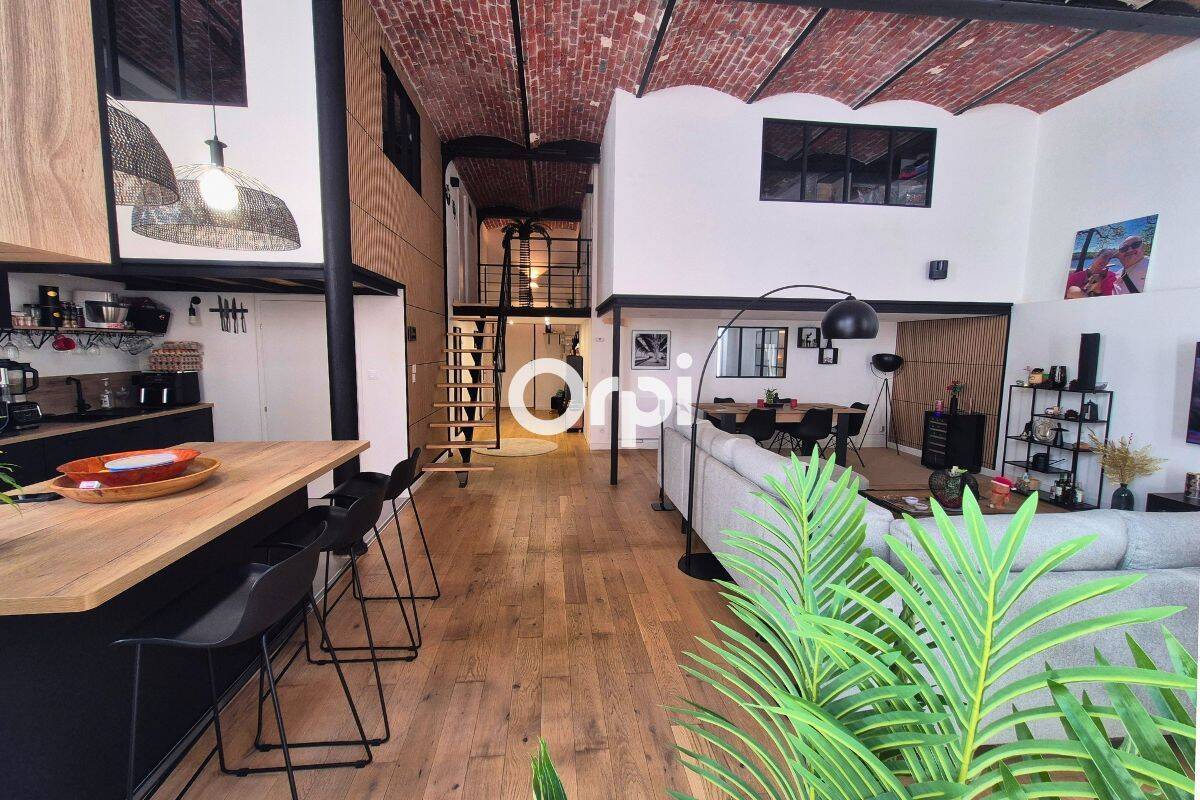 Appartement 5 pièces 140 m² · à Tourcoing · 140 m² · 245 000 €