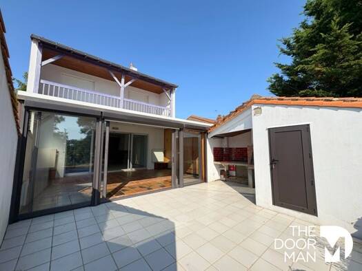 Maison à vendre 249 000 € 5 pièces 4 chambres 127 m² 358 m² de terrain Le Pallet 44330