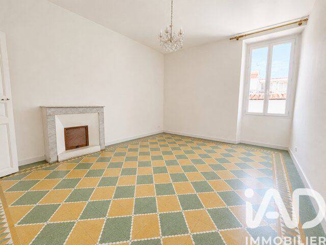 Appartement 3 pièces 71 m² · à Ajaccio · 70,7 m² · 235 000 €