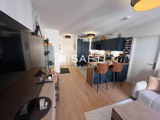 Appartement à vendre 179 000 € 2 pièces 1 chambre 42 m² Étage 2/3 Parentis-en-Born 40160