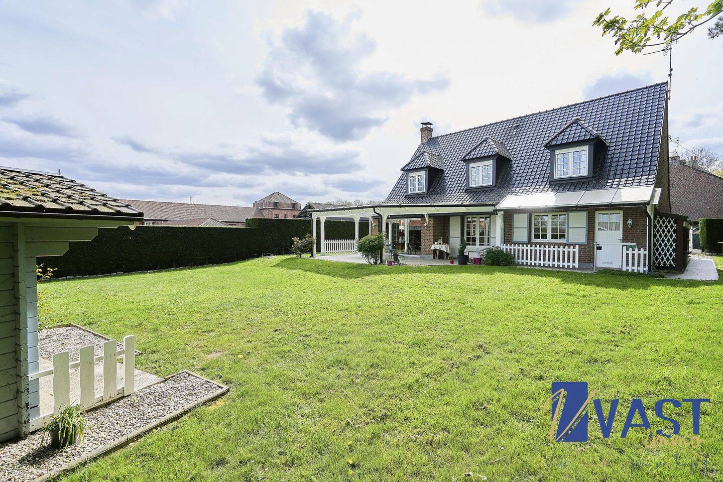 Maison 6 pièces 143 m² · à Roncq · 142,8 m² · 599 000 €
