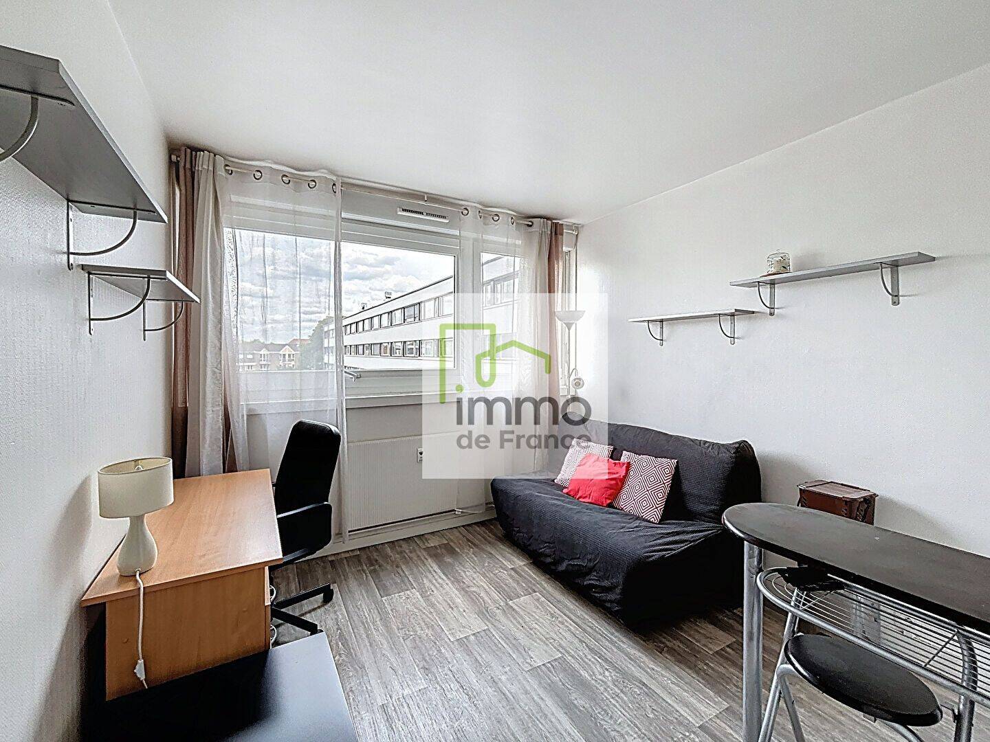 Appartement 1 pièce 15 m² · à Lille · 15 m² · 363 €