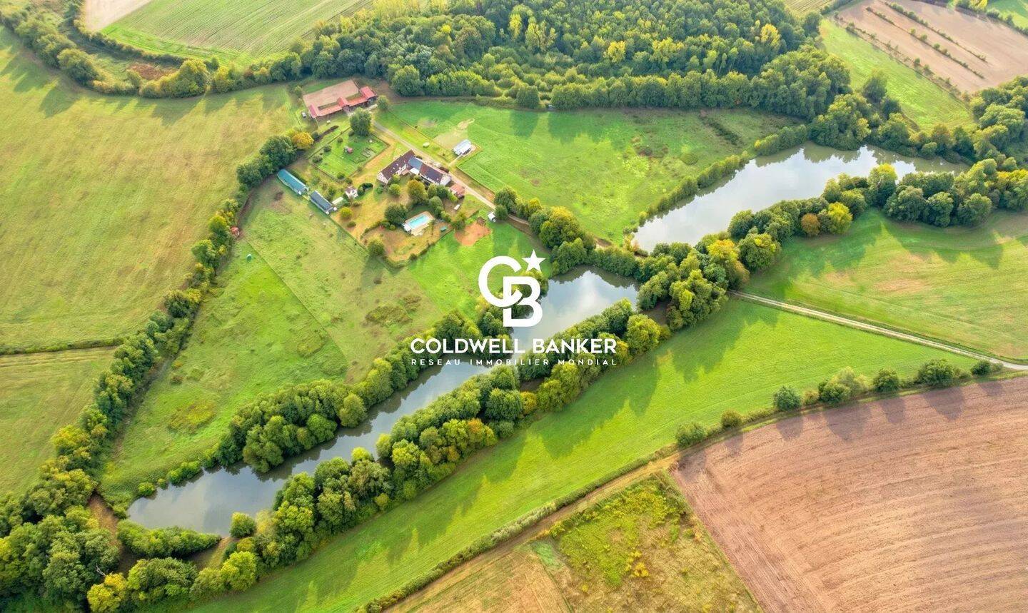 Maison 10 pièces 430 m² · à Châtillon-sur-Indre · 430 m² · 695 000 €