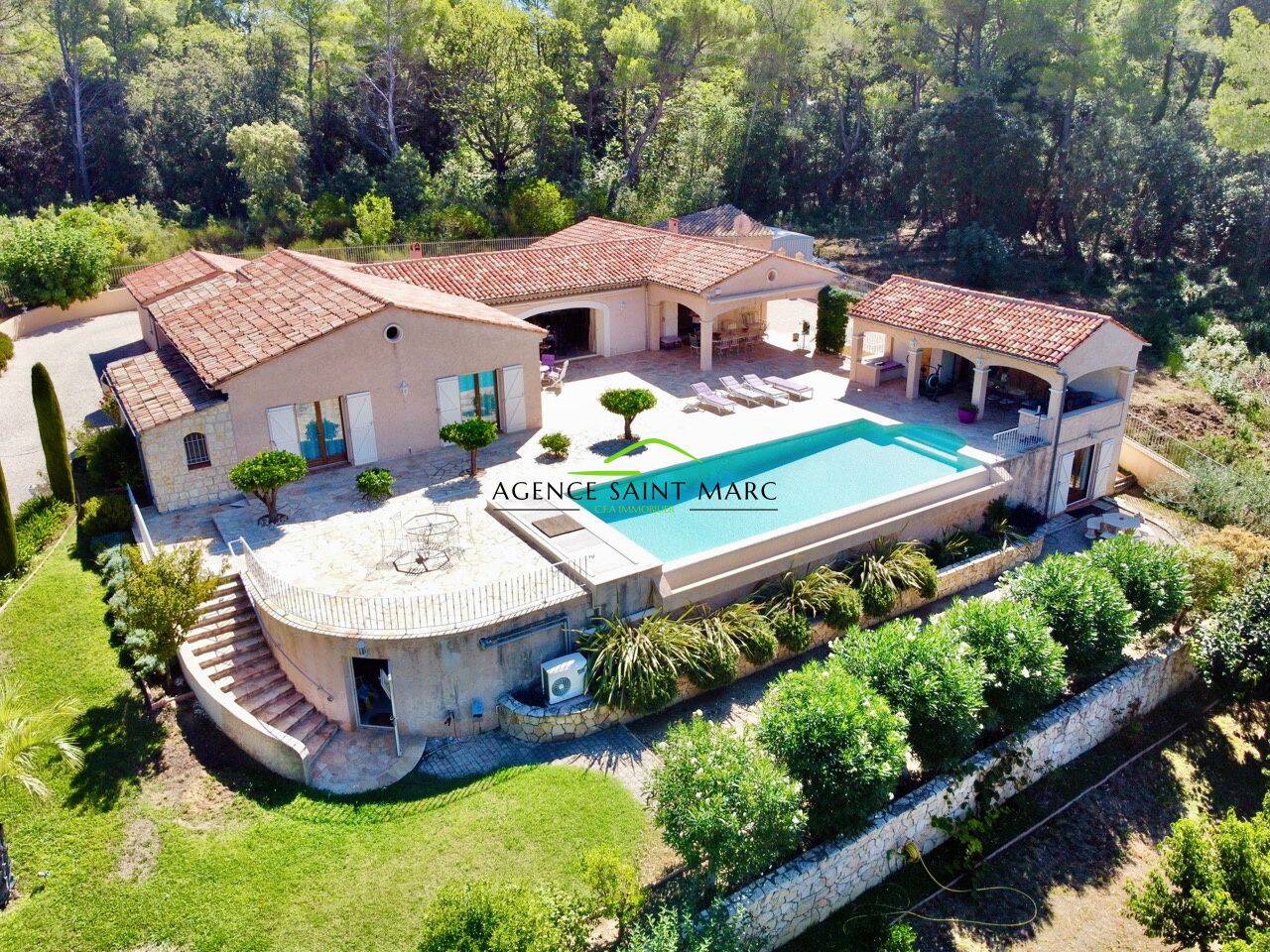 Maison 6 pièces 300 m² · à Cabris · 300 m² · 2 150 000 €