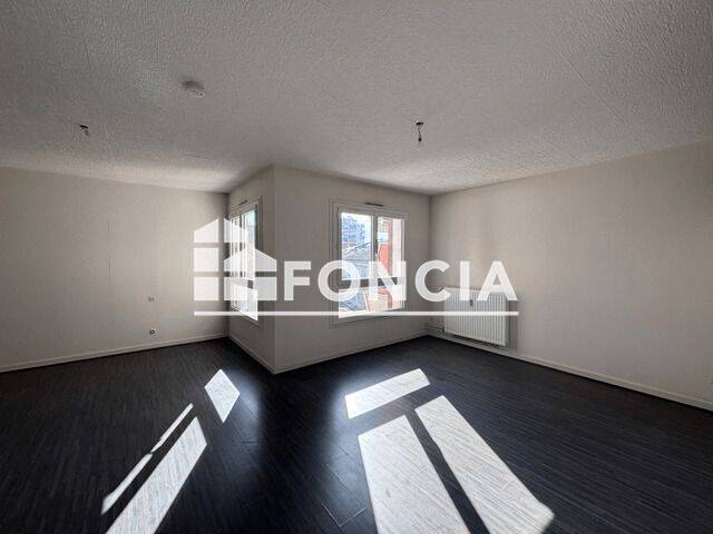 Appartement 1 pièce 38 m² · à Agen · 37,5 m² · 490 €