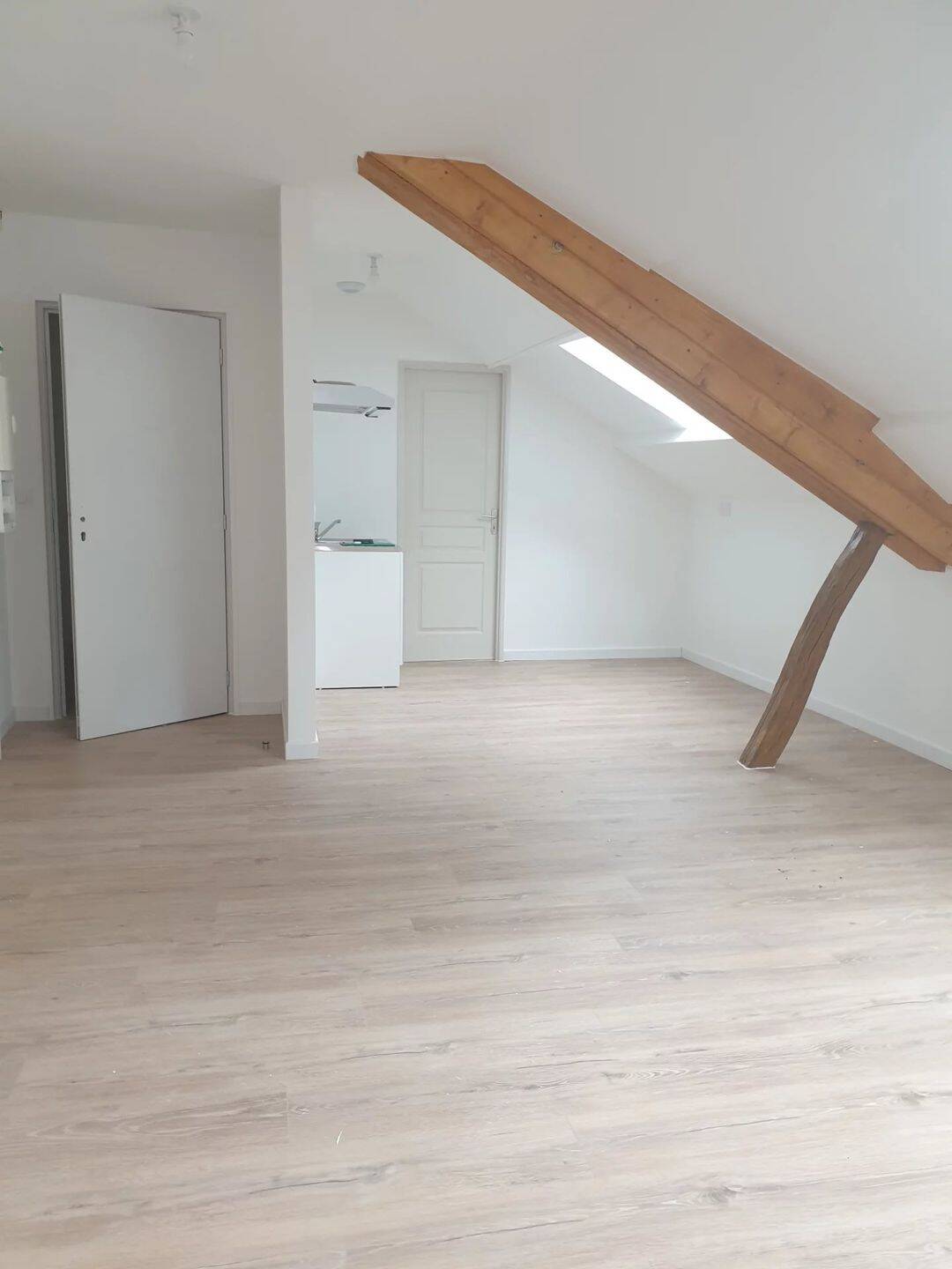 Appartement 1 pièce 27 m² · à Pouilly-en-Auxois · 27,2 m² · 380 €
