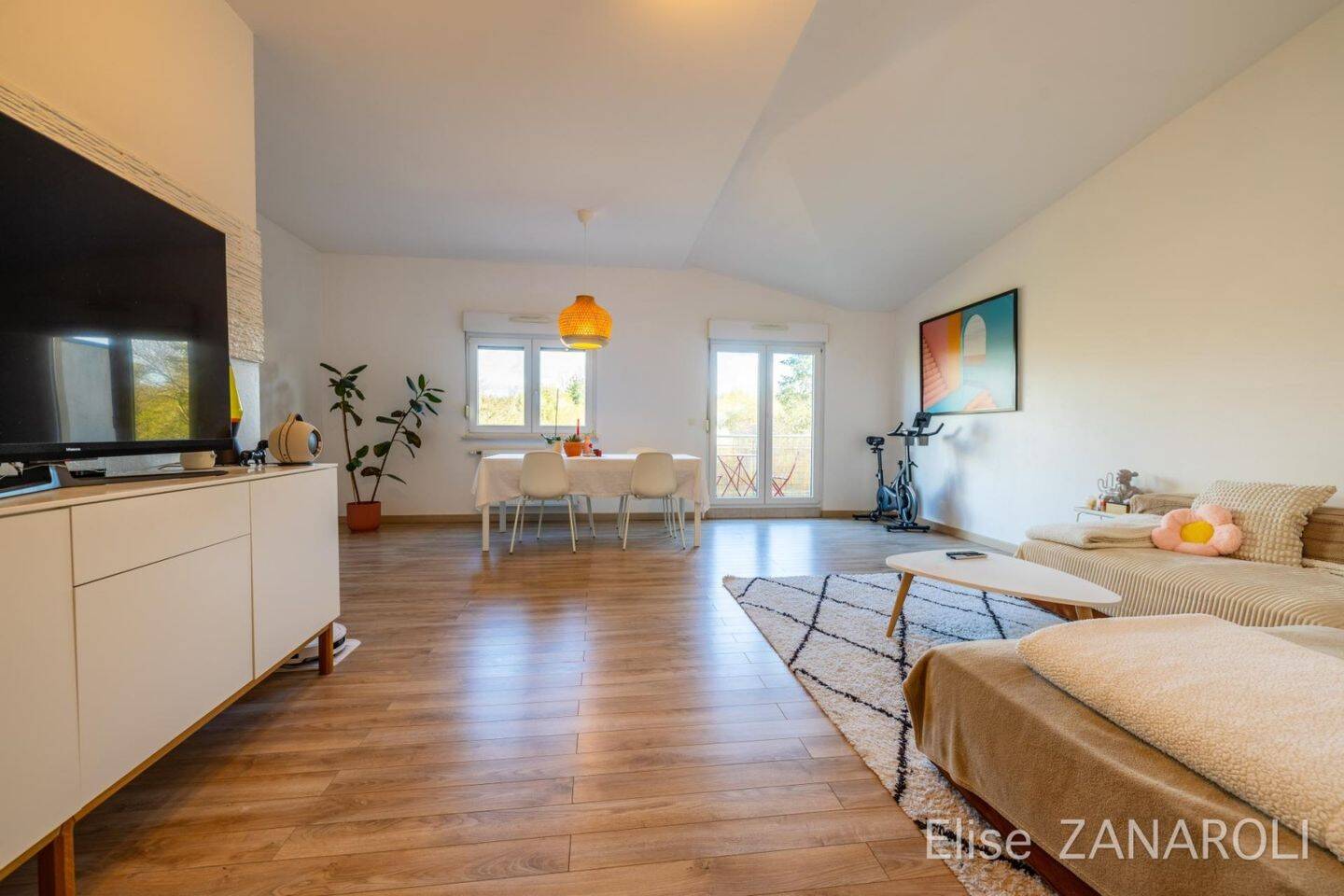Appartement 3 pièces 90 m² · à Zoufftgen · 90 m² · 325 000 €