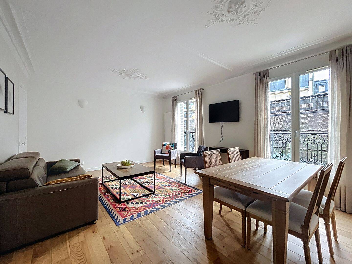 Appartement 3 pièces 52 m² · à Paris 16ème Arrondissement · 52 m² · 2 150 €/mois