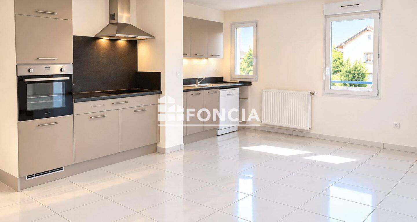 Appartement 4 pièces 75 m² · à Coublevie · 74,6 m² · 855 €/mois