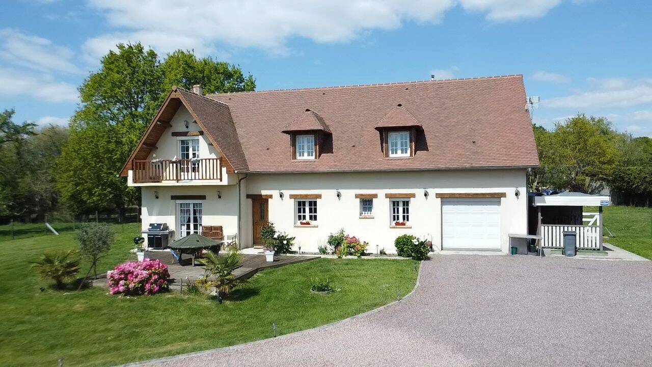 Maison 7 pièces 154 m² · à Valorbiquet · 154 m² · 330 000 €