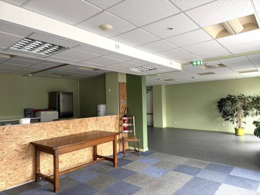 Local commercial à vendre 168 000 € 147 m² de surface de vente Calais 62100