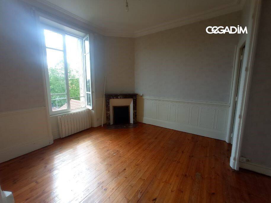 Appartement 2 pièces 46 m² · à Clermont-Ferrand · 46,4 m² · 500 €/mois