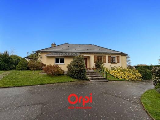 Maison à vendre 293 000 € 6 pièces 5 chambres 232 m² 2 767 m² de terrain Désertines 03630