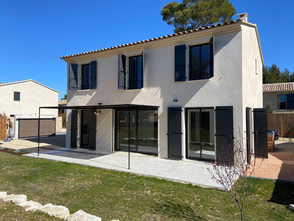 Maison 5 pièces 125 m² · à Éguilles · 125 m² · 2 706 €/mois