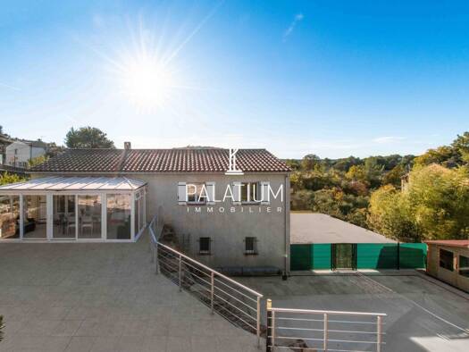 Villa à vendre 395 000 € 7 pièces 5 chambres 155 m² 930 m² de terrain Saint-Julien 83560